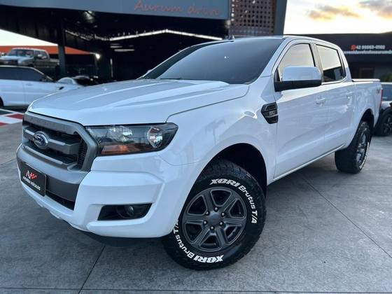 FORD RANGER 2.2 XLS 4X4 CD 16V DIESEL 4P AUTOMÁTICO